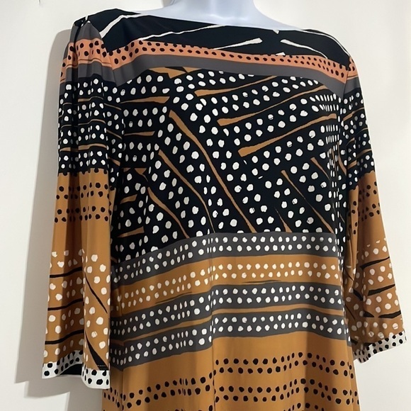 DONNA MORGAN - Women’s Patterned Dress! - Picture 2 of 7